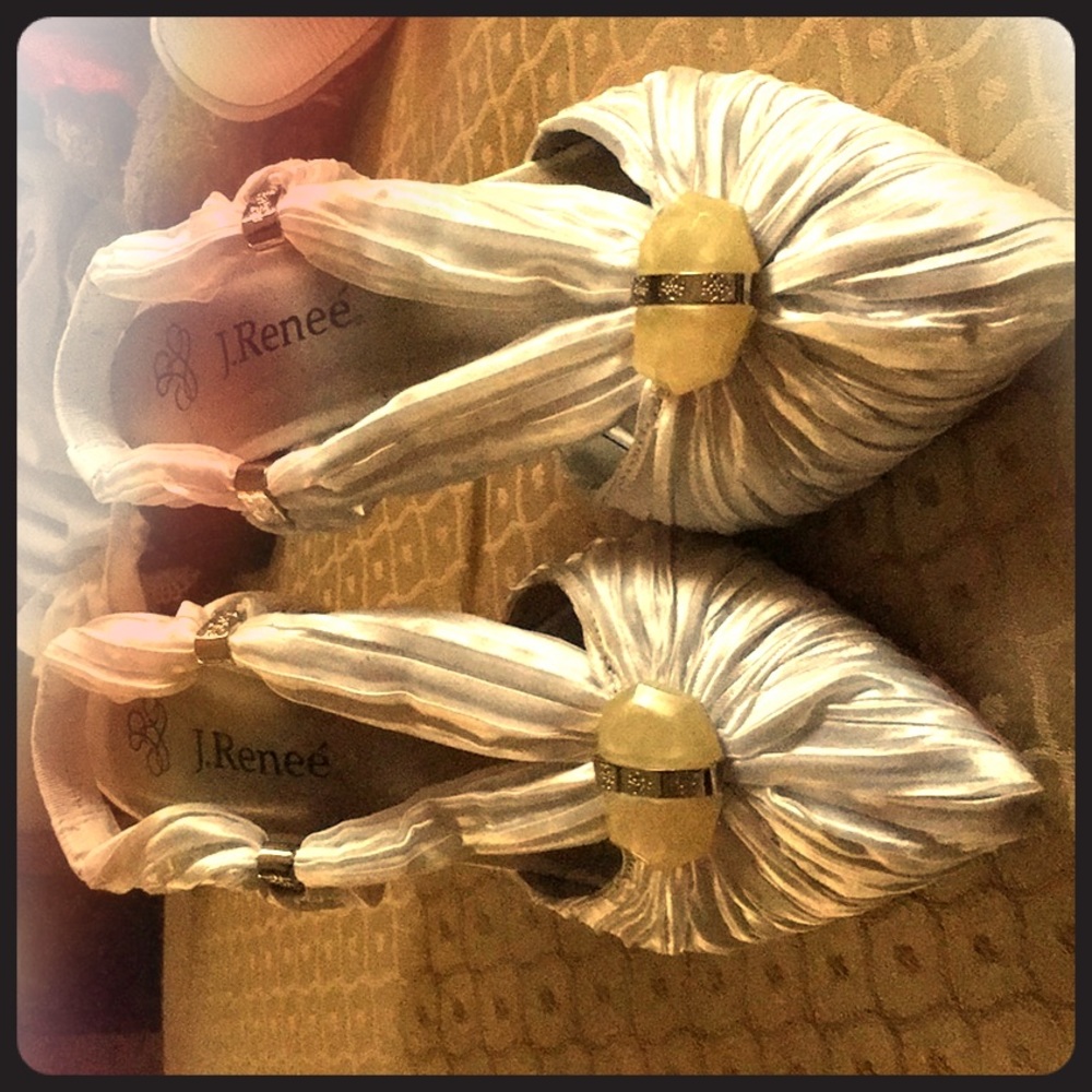 Ladies shoes